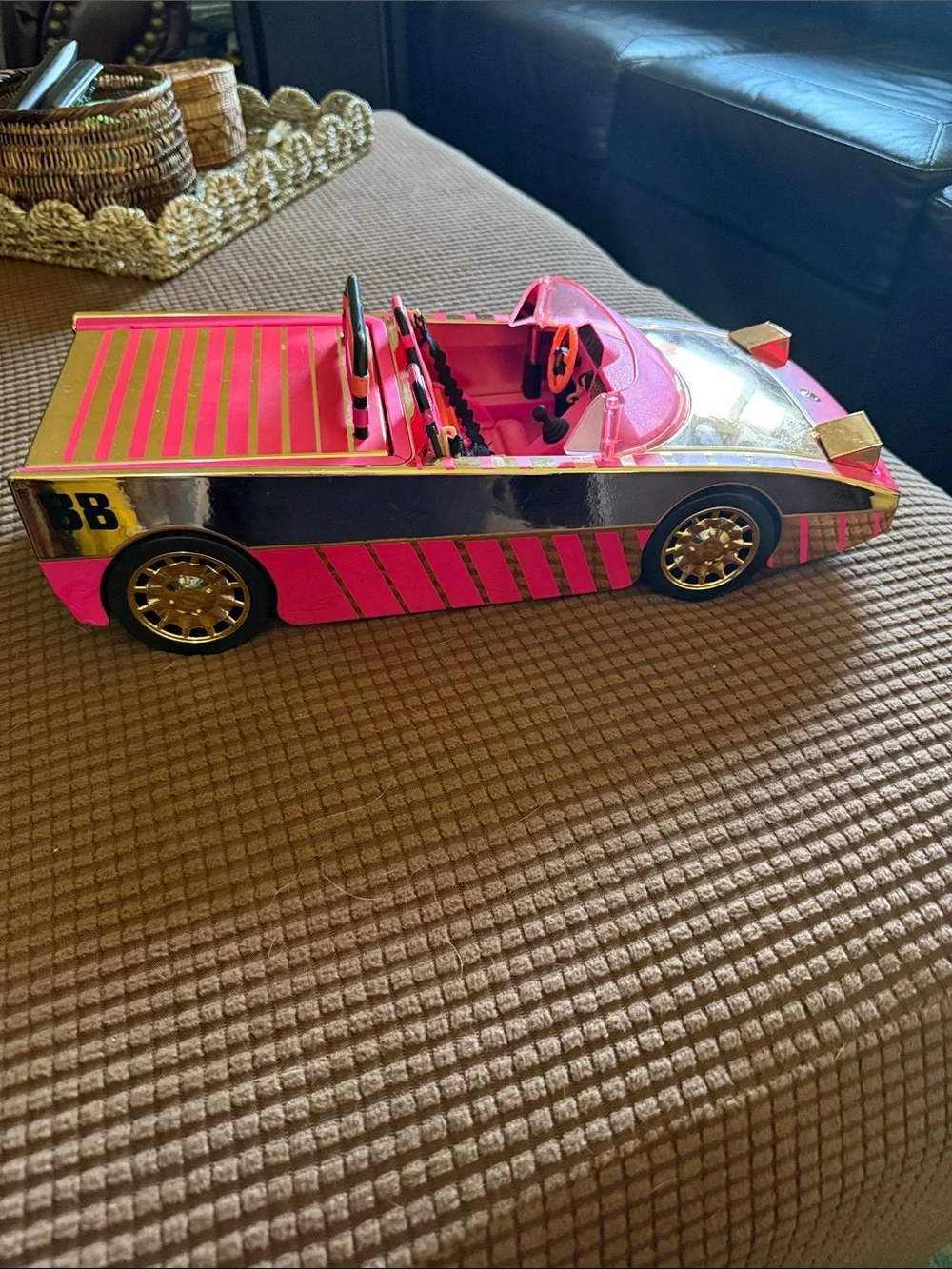 L.O.L. Surprise! Pink and Gold Convertible Play Car
